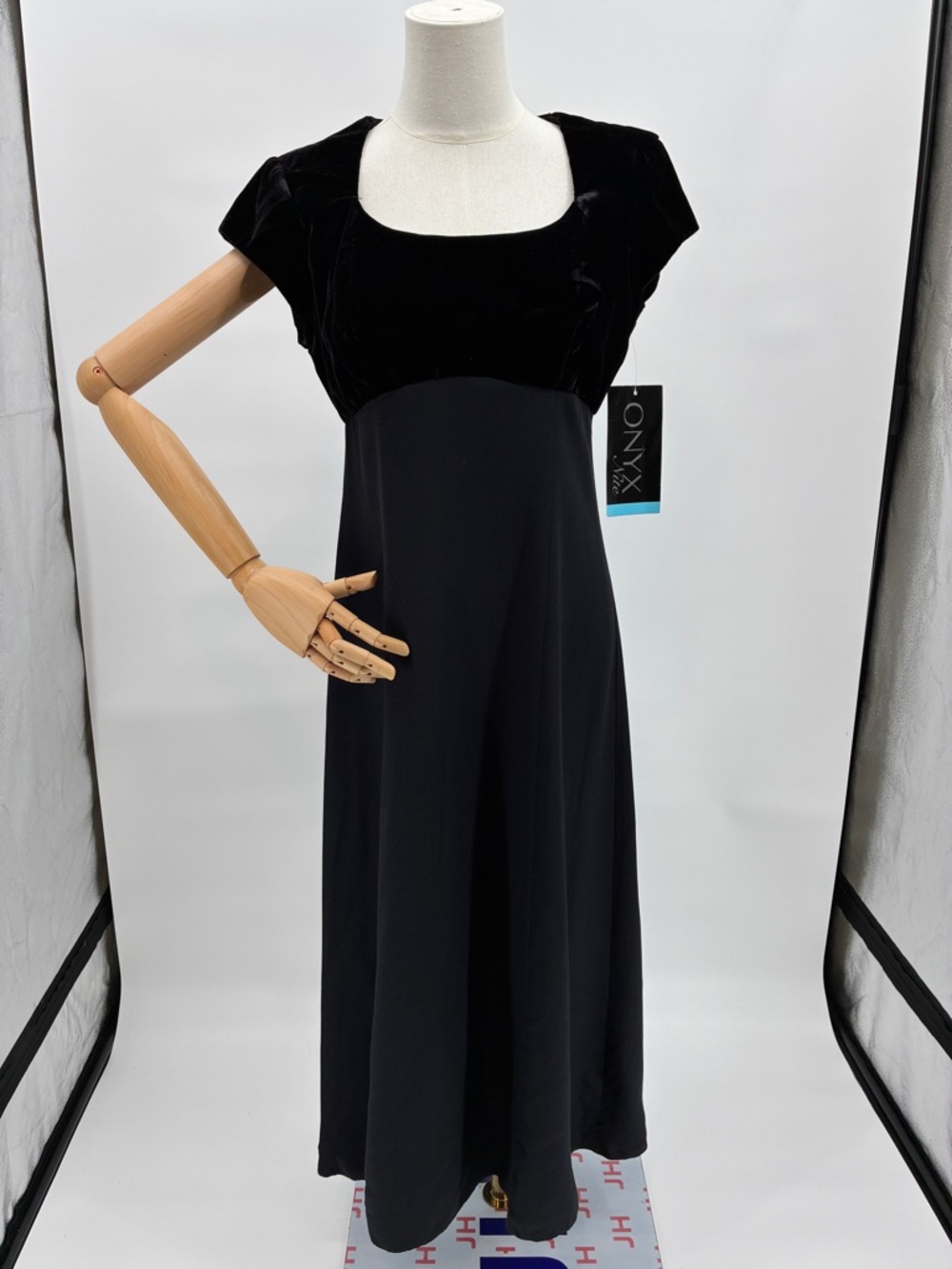 Vintage ONYX Nite Regency Empire Waist A-Line Midi Dress Velvet Bodice 6 NEW